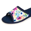 pantofle-kapcie-klapki-damskie-skorzane-hausschuhe-slippers-tøfler-tossut-happyfeet-kwiat-flower-rozowy-pink.jpeg