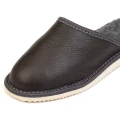 pantofle-kapcie-klapki-damskie-skorzane-zimowe-winter-ocieplane-welna-hausschuhe-slippers-tøfler-tossut-happyfeet-szary-grey.jpeg