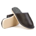 pantofle-kapcie-klapki-damskie-skorzane-zimowe-winter-ocieplane-welna-hausschuhe-slippers-tøfler-tossut-happyfeet-szary-grey.jpeg