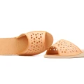 pantofle-kapcie-klapki-damskie-skorzane-hausschuhe-slippers-tøfler-tossut-happyfeet.jpeg