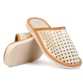 pantofle-kapcie-klapki-damskie-skorzane-hausschuhe-slippers-tøfler-tossut-happyfeet-bialy-white.jpeg