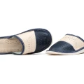 pantofle-kapcie-klapki-damskie-skorzane-hausschuhe-slippers-tøfler-tossut-happyfeet-niebieski-blue-bialy-white.jpeg