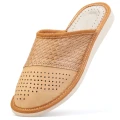 pantofle-kapcie-klapki-damskie-skorzane-hausschuhe-slippers-tøfler-tossut-happyfeet-brazowy-brown.jpeg