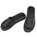 buty-do-chodzenia-po-domu.jpg